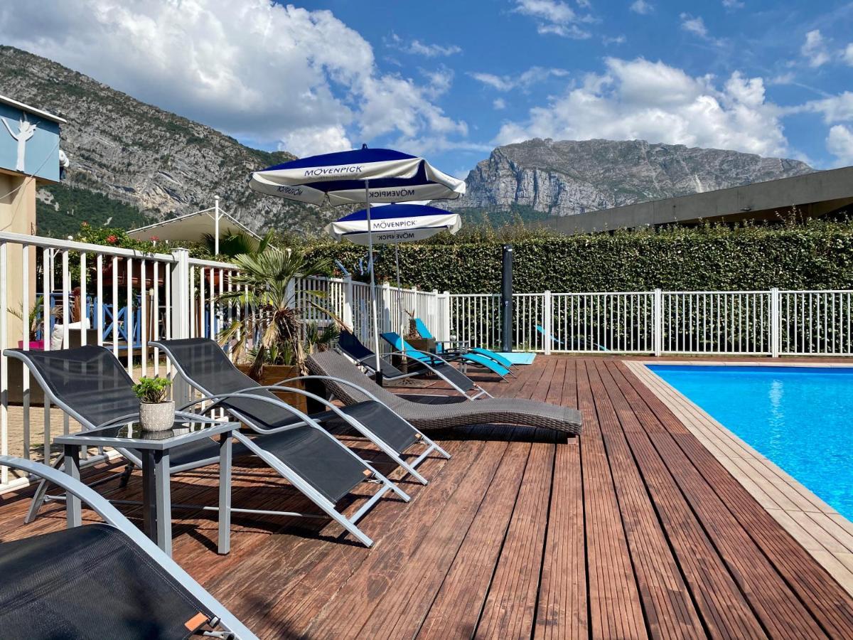 Hotel Le Neron - Logis Fontanil-Cornillon Exterior photo