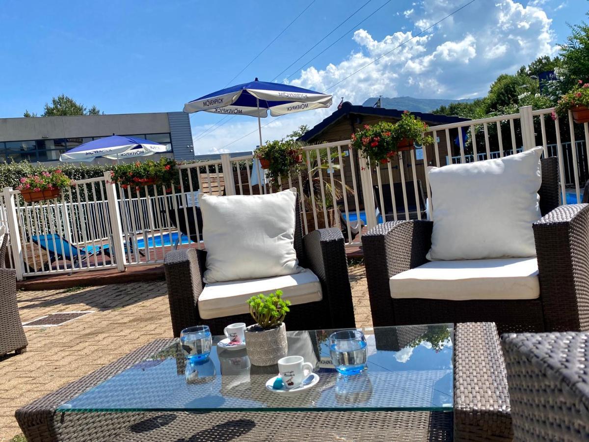 Hotel Le Neron - Logis Fontanil-Cornillon Exterior photo