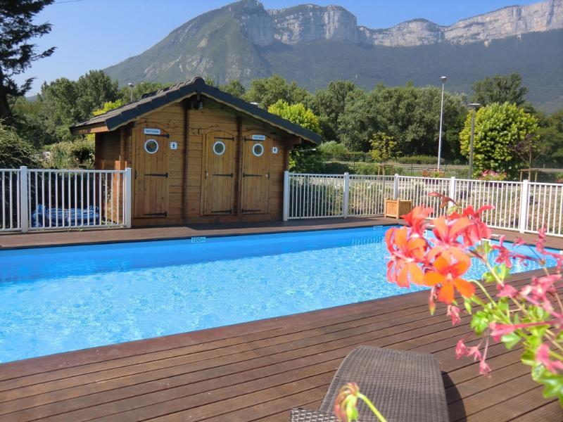 Hotel Le Neron - Logis Fontanil-Cornillon Exterior photo