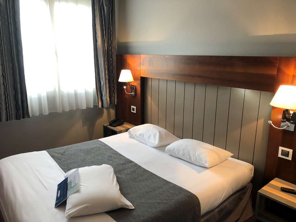 Hotel Le Neron - Logis Fontanil-Cornillon Room photo